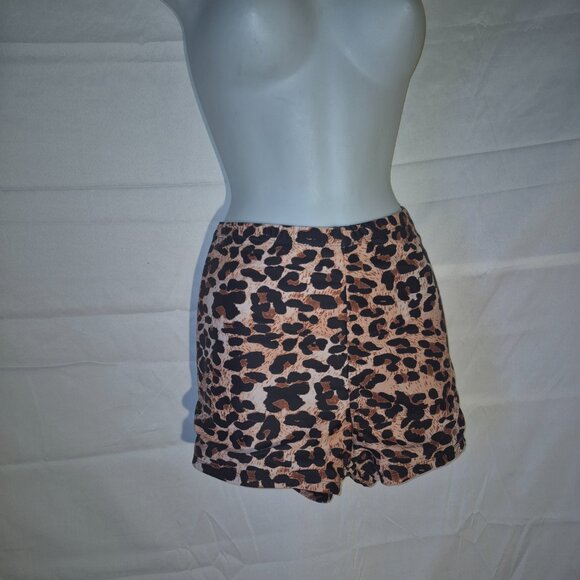 Animal Pring ladies' shorts. Lined. In size 4XL   (38" waist) - Picture 5 of 8